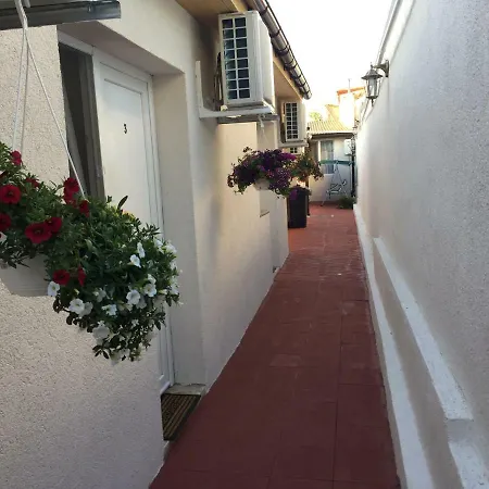 Casa Nicholas 3* Constanţa